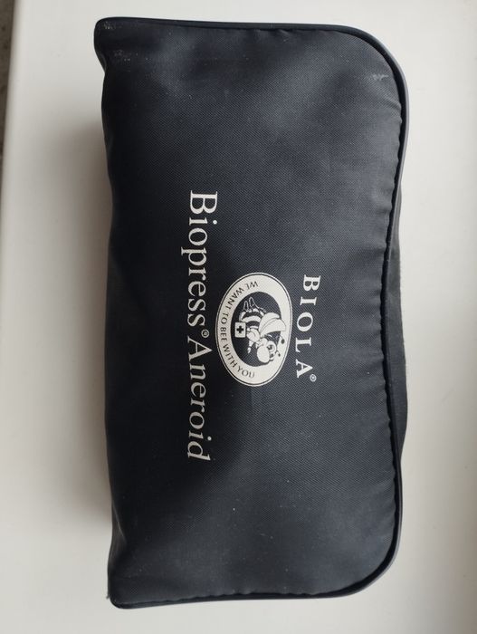 Тонометр и стетоскоп