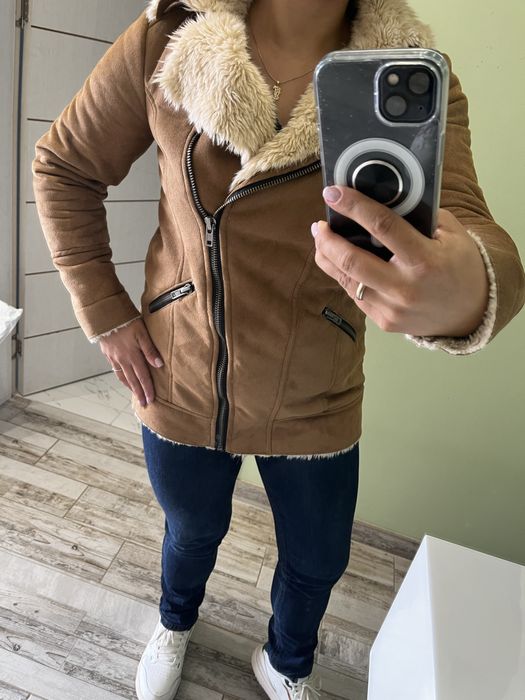 Зимно яке Stradivarius