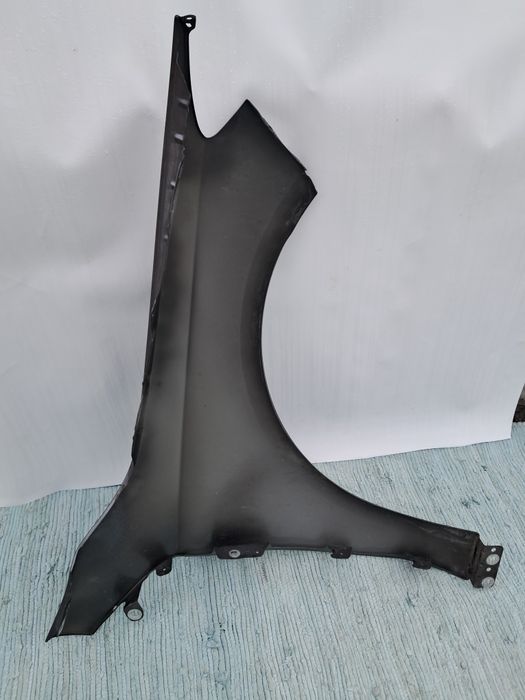 Калник  Mercedes GLA  W117 алуминиев