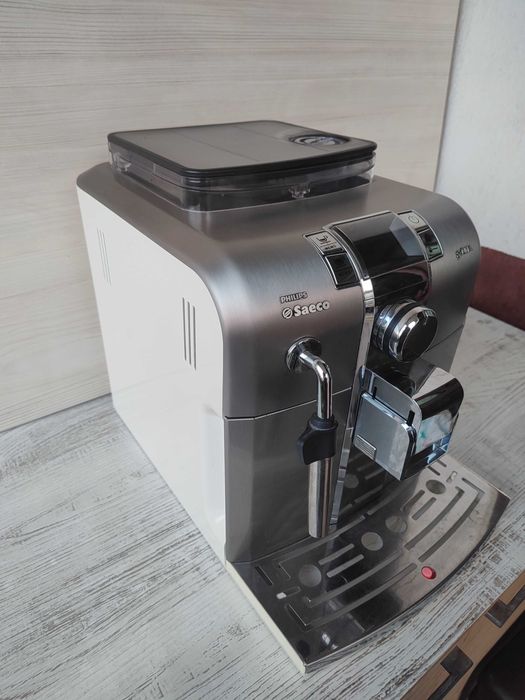 Кафеавтомат - робот Saeco SYNTIA inox - бяла