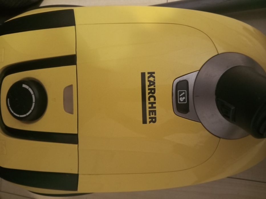 Пылесос Karcher со сменными мешками