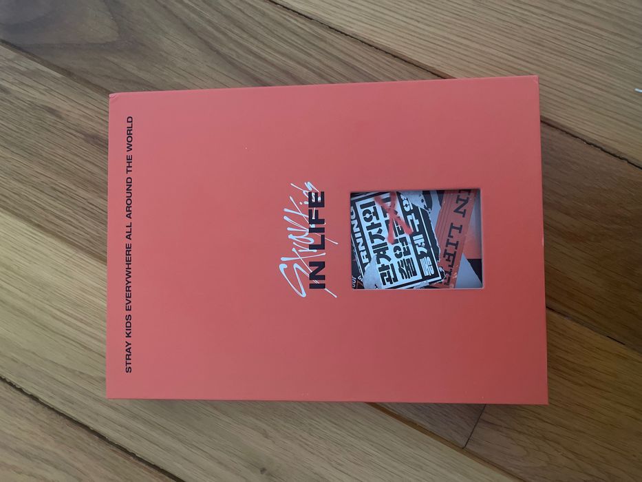 Album Stray Kids In Life, Type A
