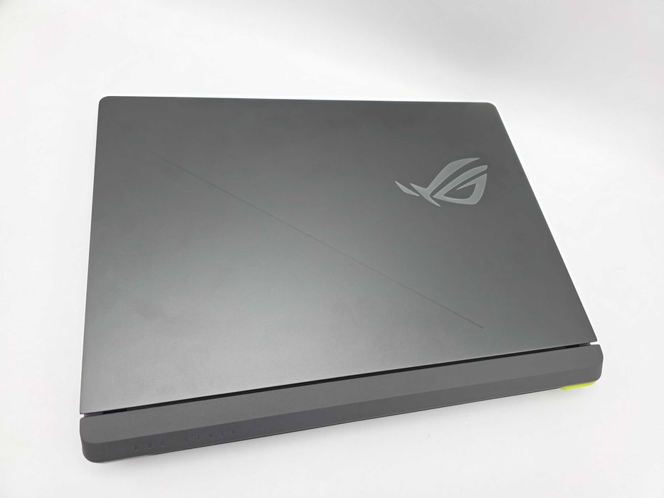 Laptop Gaming ASUS ROG Strix G16 Ultra 9 275HX 32GB SSD 2TB RTX 5070Ti