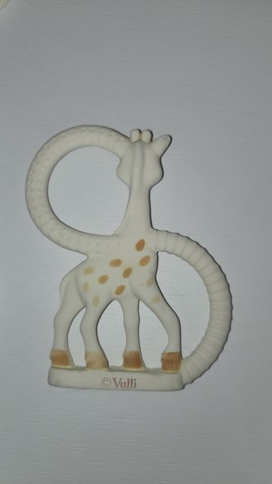 Софи жиравчето гъвкава гризалка.