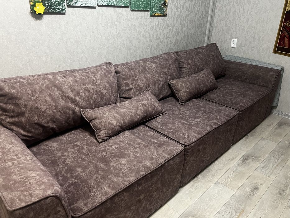 Продам деван за 80000