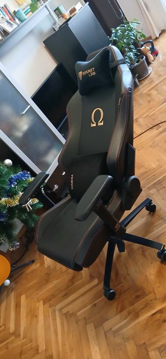 Геймърски стол Secret Lab Omega 295 лв