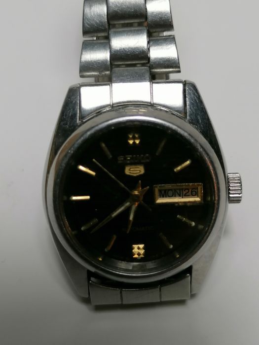 Стар дамски часовник "SEIKO 5"