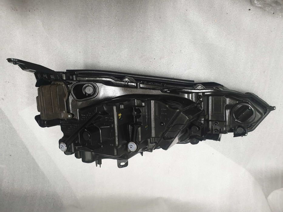 ЛЯВ Фар за Lexus UX 2018 Full LED Лексус УХ оборудван или гол