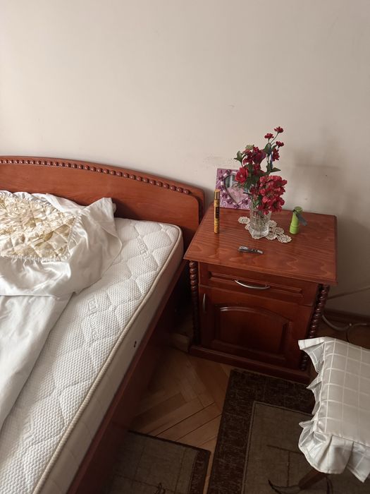 продавам легло за спане