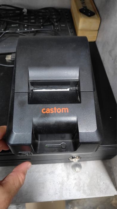 Продам Моноблок+ чековый принтер + денежный ящик