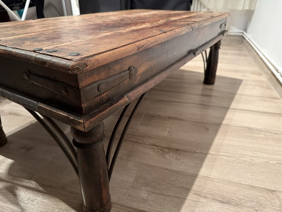 Masa Vintage Licitatie Londra Anticariat 1950