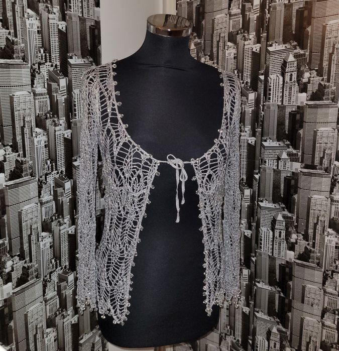 Bluza blazer lucrat manual cu aplicatii, margele