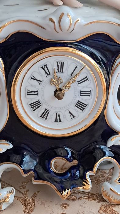 Порцеланов часовник Royal Dux Bohemia