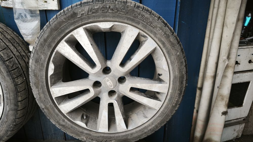 Комплект дисков с резиной