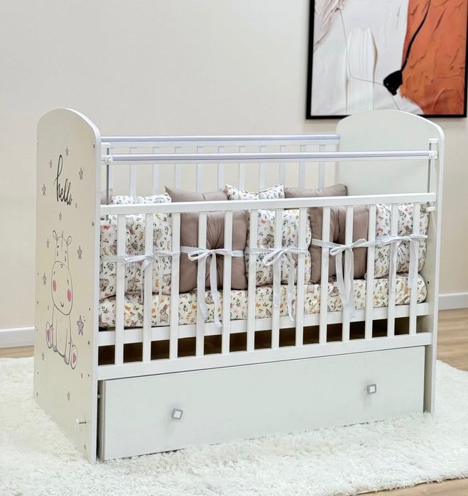 Детская кроватка