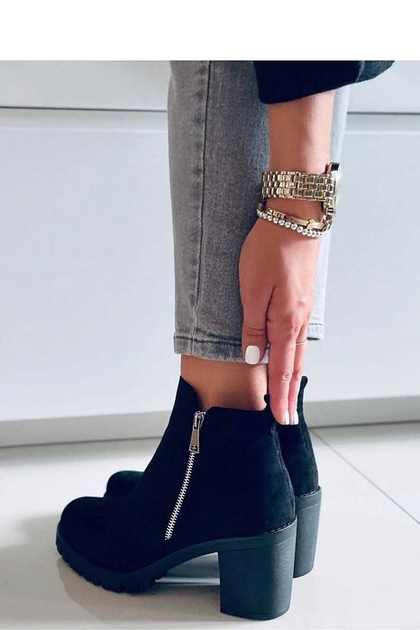 Ghete elegante piele intoarsa cu fermoar si toc