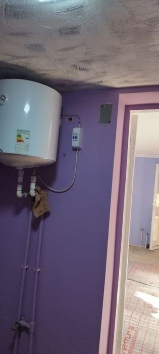 ПРАДАЁТСЯ 2 компания домик