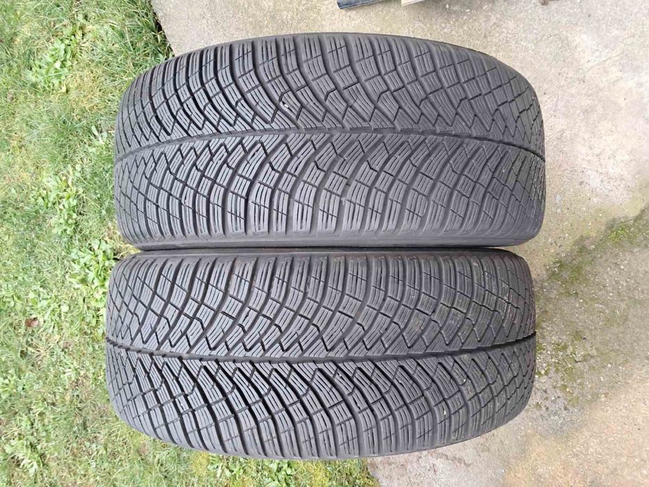 PIRELLI 245/45/18