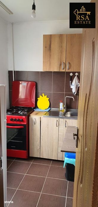 Garsoniera de vanzare etaj 3 zona Centrala Ramnicu Valcea