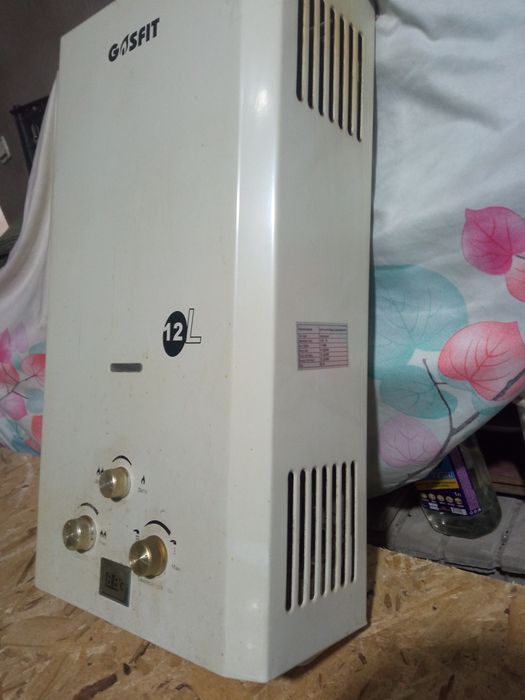 Продается газовая колонка.