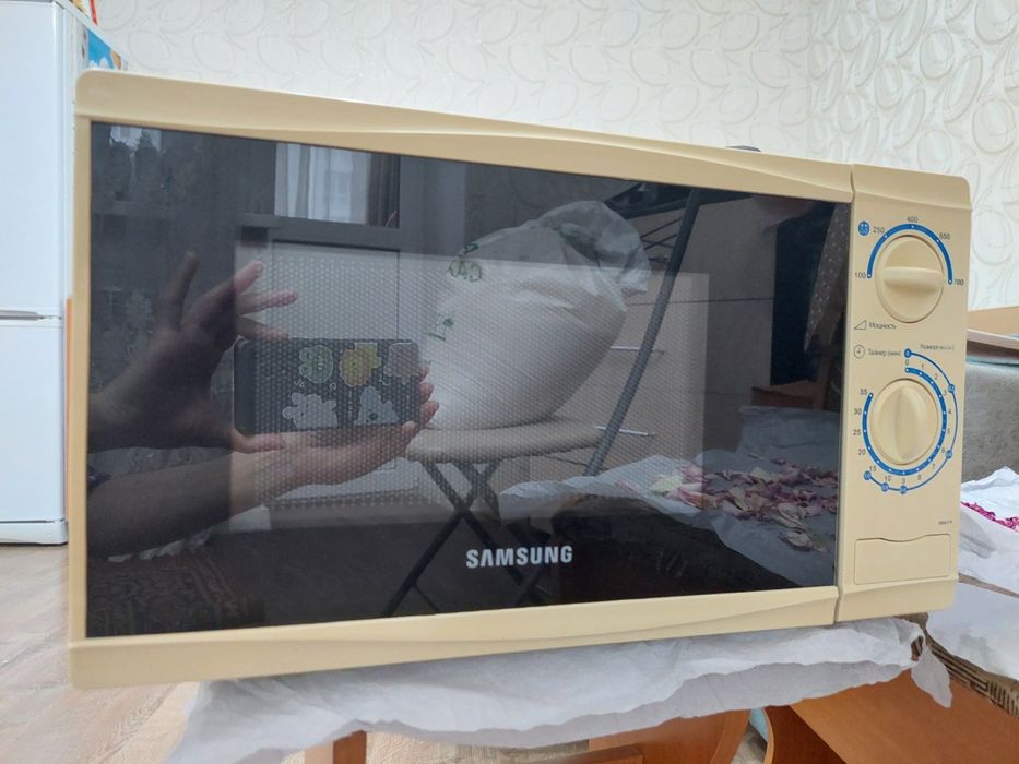 Продам СРОЧНО микроволновку