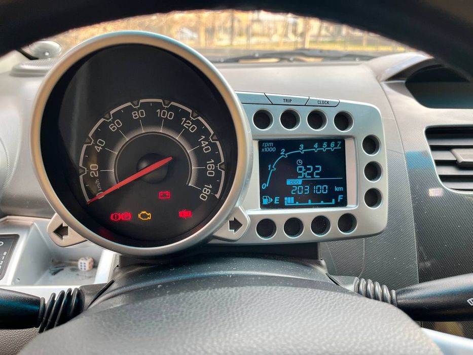 Продаётся Chevrolet Spark.