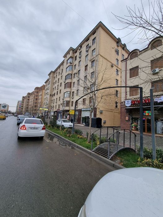 Srochna Vagzal karavan oldida  ijaraga uy beriladi