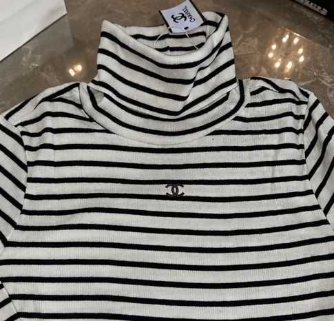 chanel блузка поло с дълъг ръкав тънка пролетна на райе и рипс от памук нова. бяла черна шанел