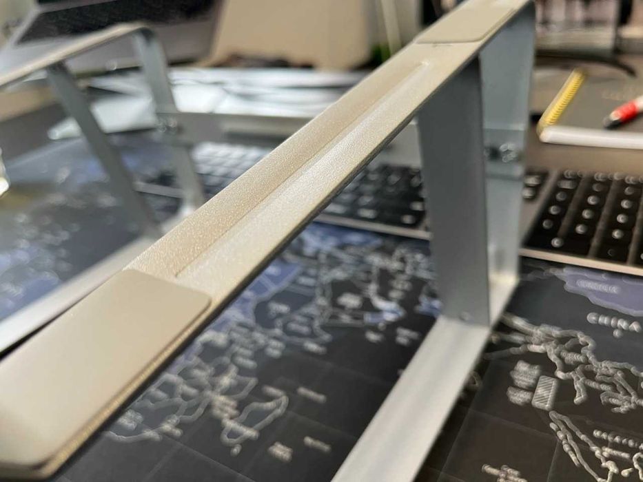 стойка за лаптоп