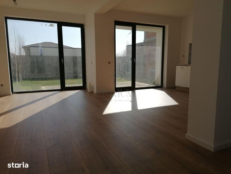 Duplex modern - design deosebit - zona foarte buna - 3 dormitoare