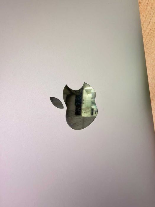 Apple MacBook Pro 13 2017 i5 8GB RAM SSD 256GB – Garanție 24 Luni