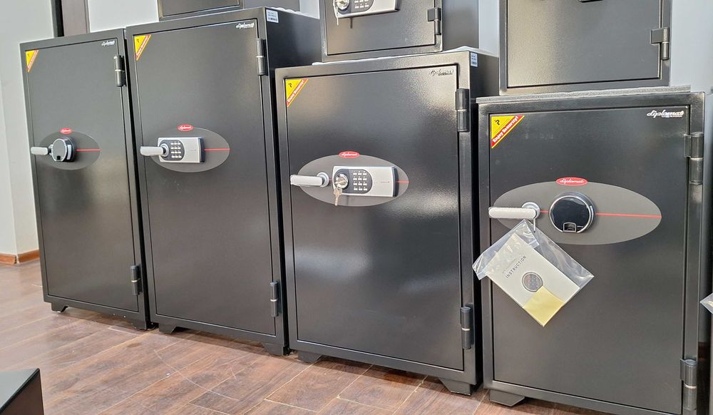 Большие Сейфы Seyf Diplomat . Серия 100. Высота 1 метр сейф