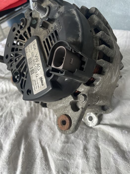 Alternator de curent pentru Audi, Vw, T5