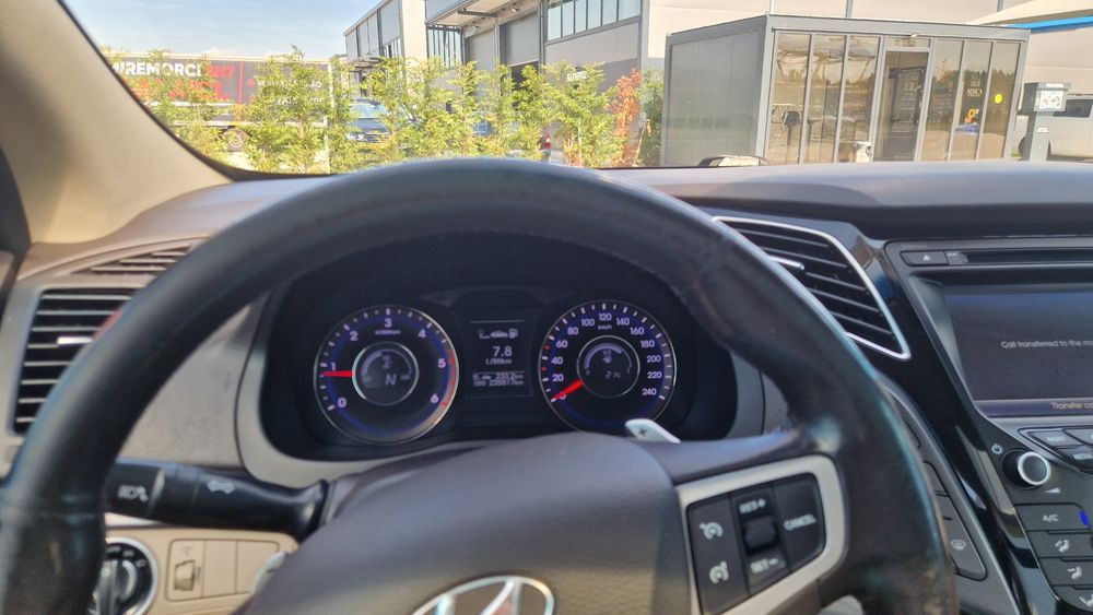HYUNDAI i40 2014 — imagine 5