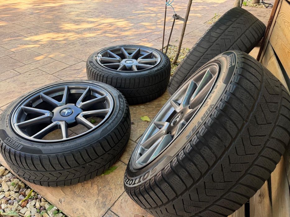 1 set roti  originale  Tesla R18 Aero