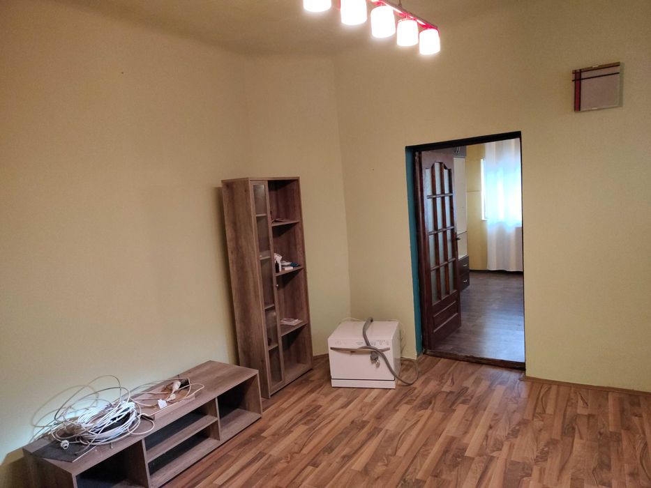 Apartament 2 camere de vanzare