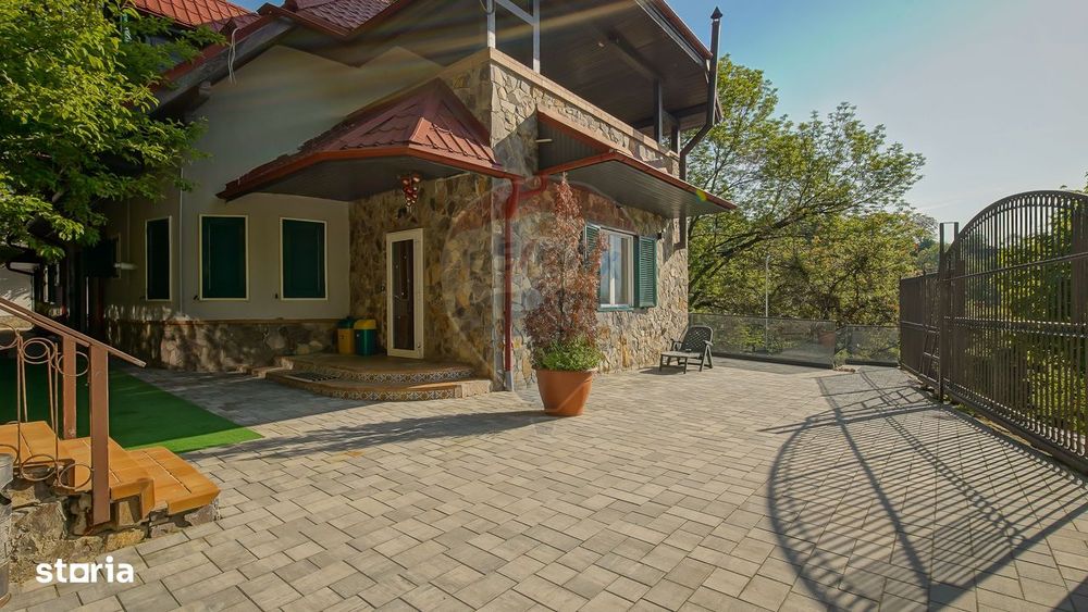 Raritate Schei:Apartament generos cu terasă, garaj, vedere panoramica