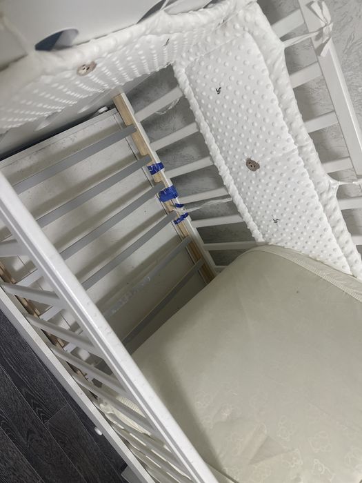 Детская кроватка маятник