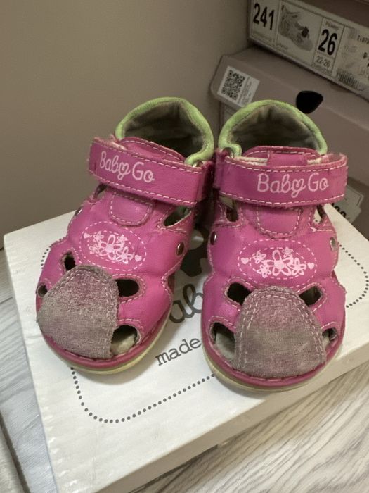 Сандали детские