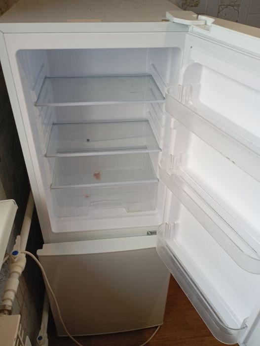 Холодильник в отличном состояние