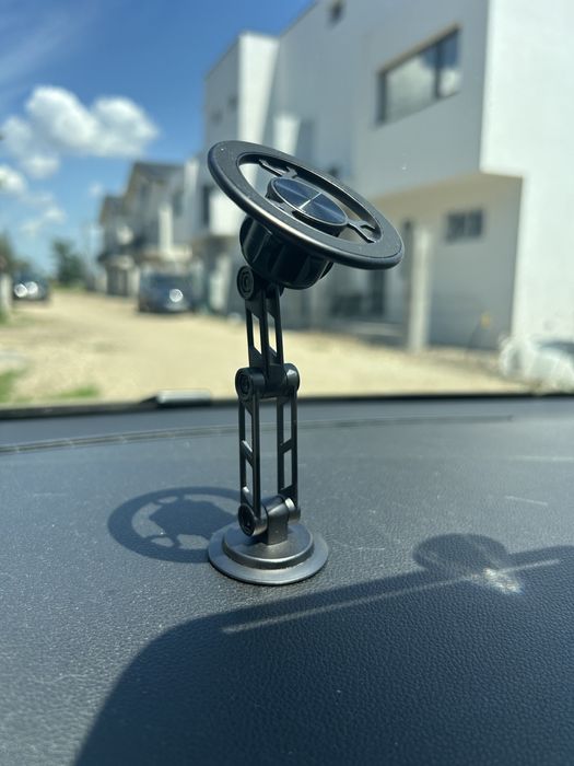 Suport Auto Magnetic MagSafe – Montaj cu Bandă Adezivă 3M