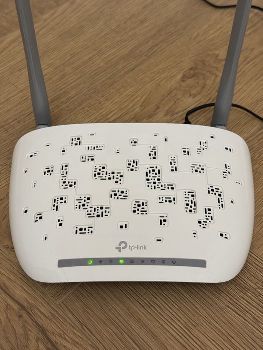 Модем-роутер ADSL2+ (TP-Link TD-W8961N)