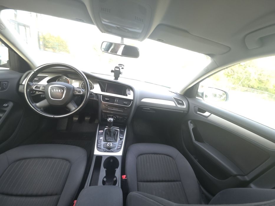 AUDI A4 Avant 2010 — imagine 5