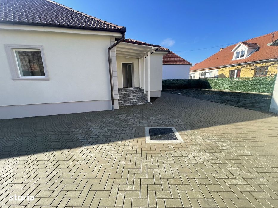 Casa 3 camere singur în curte 454 mp pe un nivel zona Calea Poplacii