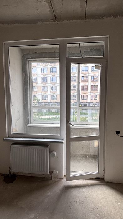 Продам балконный блок (окно + дверь) хорошего