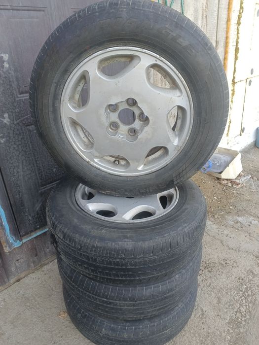 Продам комплект колёс