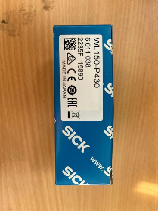 Senzor fotoelectric retroreflexiv WL150-P430