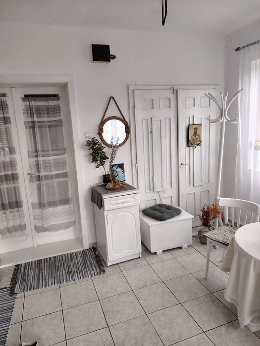 Persoana fizica ! Casa de vanzare vatra veche Mosnita Veche