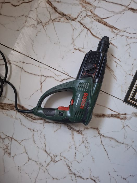 Vând  Roto percutor  BOSCH  PBH 2900 FRE
