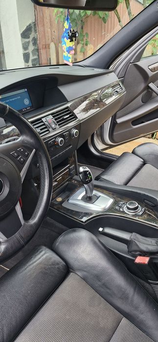 BMW 5 Series 2009 — imagine 3